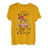 Eine Frau, die Camping liebt und im Mai geboren wurde T-Shirt