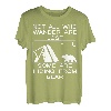 Nicht alle, die umherwandern, haben sich verirrt, manche verstecken sich vor dem Bären T-Shirt