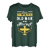 Herren Never Underestimate An Old Man In An Aircraft Pilotshirt T-Shirt