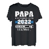 Herren Papa 2022 Laden Vater Vatertag Dad Werdender Vater Loading T-Shirt