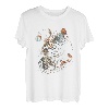 Katze mit Schmetterling, süßes Kätzchen, Schmetterling, Blumen T-Shirt