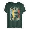 Das Leben ist wie ein Spiel, aber Angeln ist ernst T-Shirt