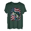 Angeln und eine amerikanische Flagge - Largemouth Bass T-Shirt