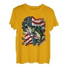 Angeln und eine amerikanische Flagge - Largemouth Bass T-Shirt