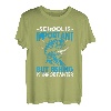 Die Schule ist wichtig, aber das Angeln ist wichtig T-Shirt
