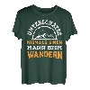 Unterschätze niemals einen Mann beim Wandern Bergsteigen T-Shirt