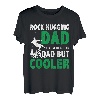 Herren Der Vater umarmt den Felsen wie ein normaler Vater, aber ein coolerer Kletterer T-Shirt