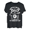 Herren Unterschätzen Sie niemals einen Vater in seinem Woodworking Labor T-Shirt