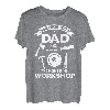 Herren Unterschätzen Sie niemals einen Vater in seinem Woodworking Labor T-Shirt